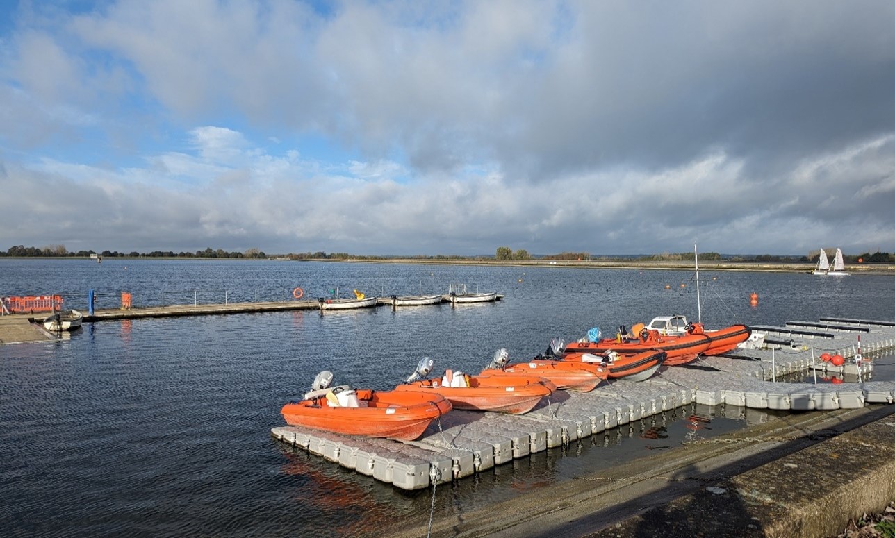Dominated by Farmoor Reservoir, used extensively for recreation