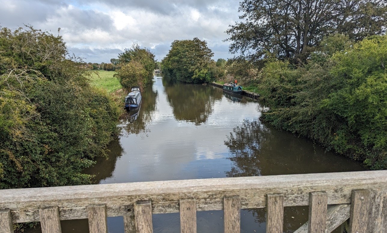 Culham Cut, a stretch of canal built in the early 19th century to aid navigation on the Thames