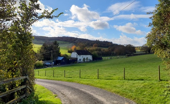 Isolated farmstead, and rural lanes (Starveall Farm)